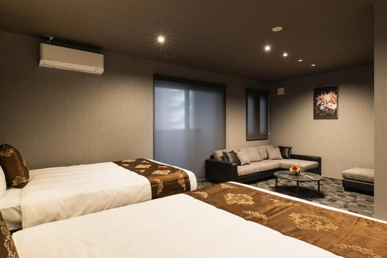 Grand Base Haruyoshi Lejlighedshotel Fukuoka  Eksteriør billede